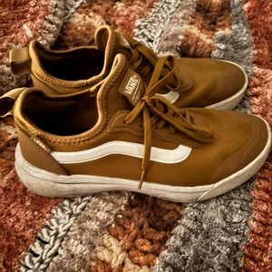 Vans Ultra Range Mustard Gold Sneakers Sz 8.5